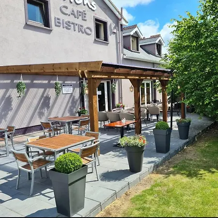 Hotel Hatton's Of 3*