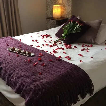 Hotel Hatton's Of 3*